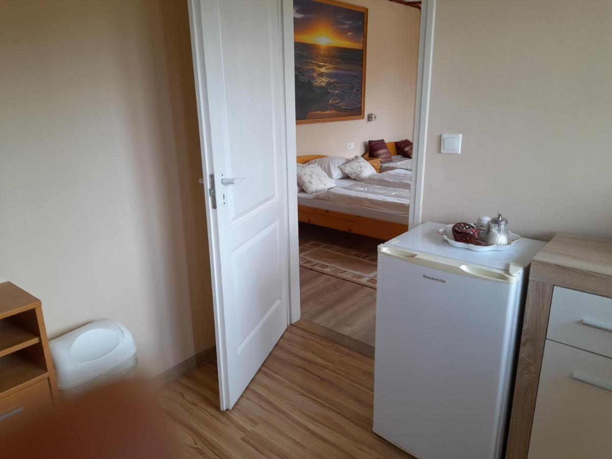 Rózsakert Vendégház Szigliget Exterior foto