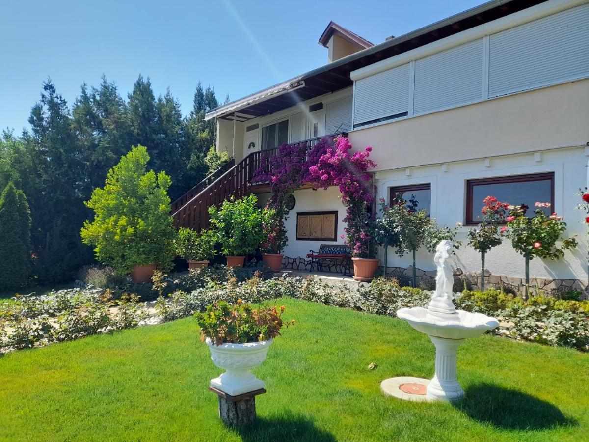 Rózsakert Vendégház Szigliget Exterior foto